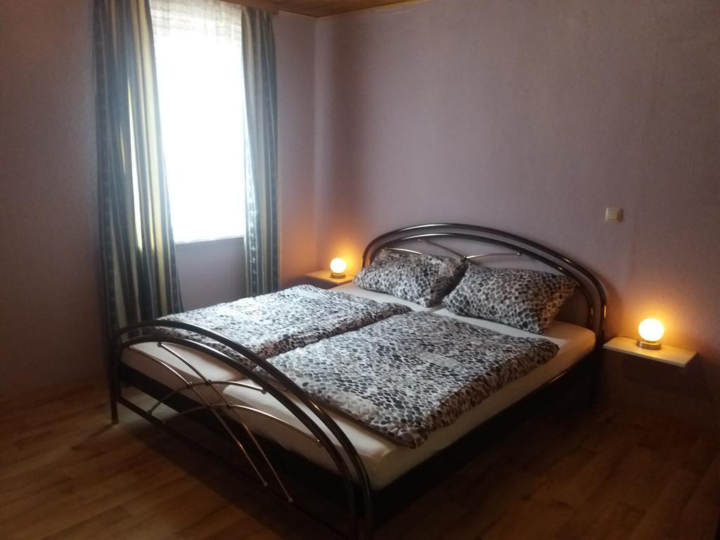 Steeger Weinstube Hotel Bacharach Eksteriør billede